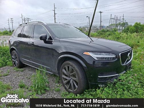 2018 Volvo XC90 T6 Momentum