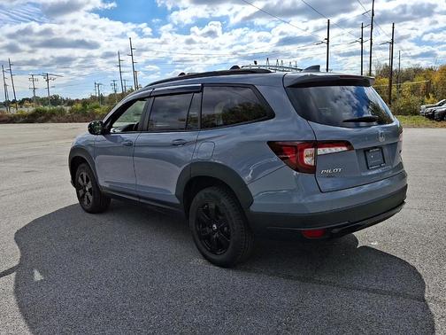 2022 Honda Pilot TrailSport