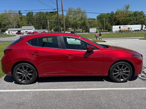 Soul Red Metallic 2018 Mazda Mazda3 Touring