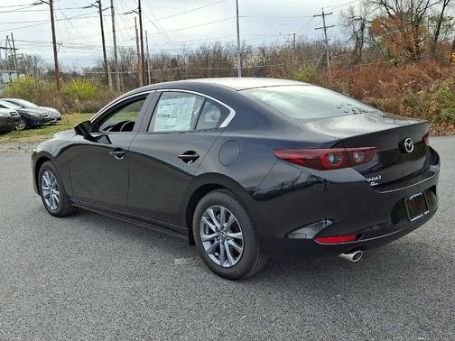 2026 Mazda Mazda3 FWD