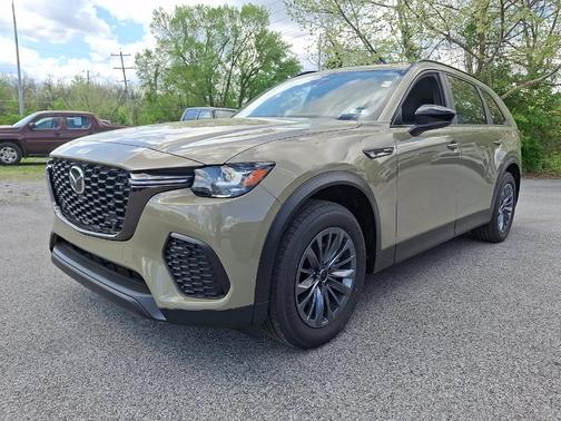 Zircon Sand Metallic 2026 Mazda CX-70 SCP