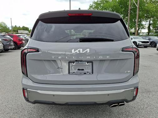 Wolf Gray 2023 Kia Telluride EX X-Line