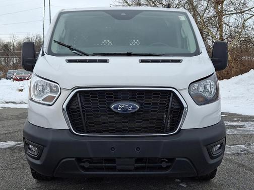 2024 Ford Transit-250 