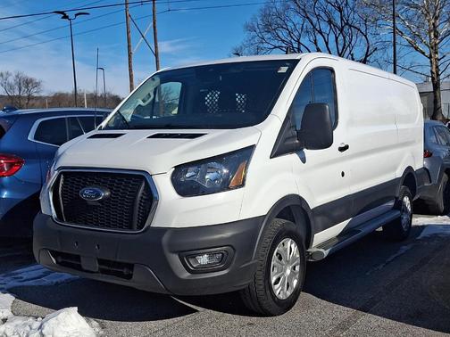 2024 Ford Transit-250 