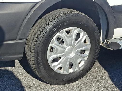 2024 Ford Transit-250 