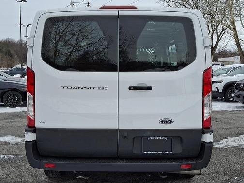2024 Ford Transit-250 
