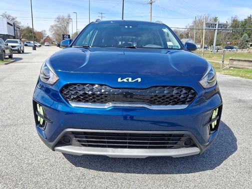 2022 Kia Niro LX