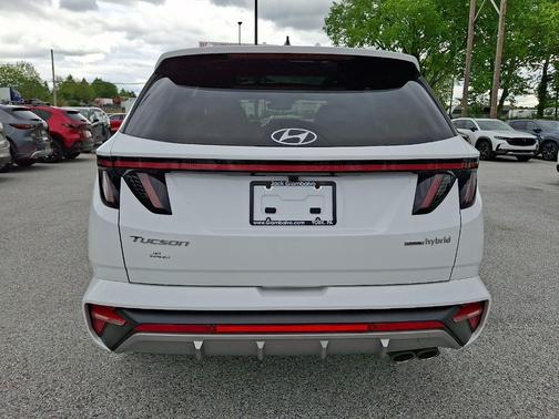 White Pearl 2024 Hyundai TUCSON Hybrid N Line