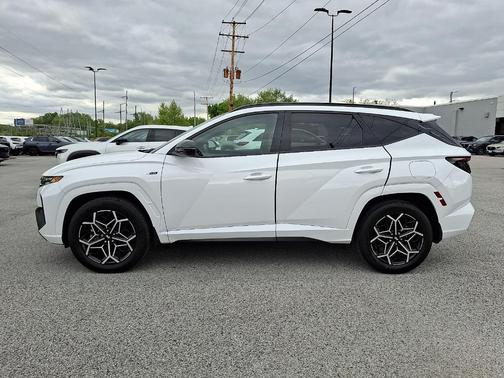 White Pearl 2024 Hyundai TUCSON Hybrid N Line