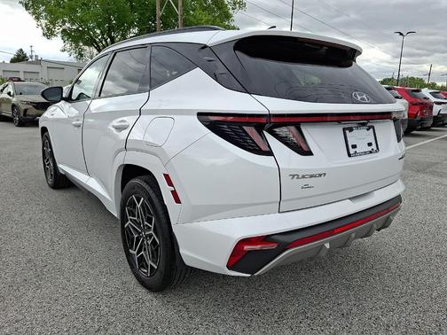White Pearl 2024 Hyundai TUCSON Hybrid N Line
