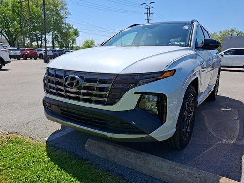 White Pearl 2024 Hyundai TUCSON Hybrid N Line