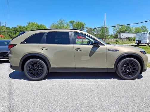 Zircon Sand Metallic 2026 Mazda CX-70 3.3 TURBO PREFERRED