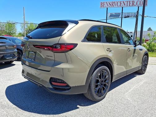 Zircon Sand Metallic 2026 Mazda CX-70 3.3 TURBO PREFERRED