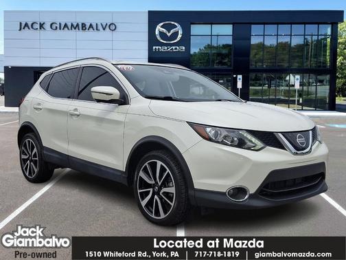 White 2019 Nissan Rogue Sport SL