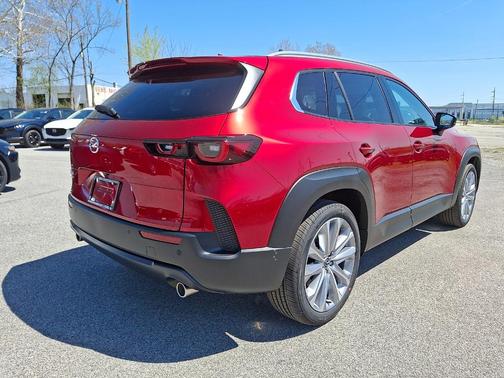 Soul Red Crystal Metallic 2026 Mazda CX-50 2.5 S PREMIUM