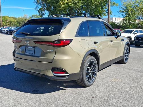 2025 Mazda CX-70 PHEV Premium Package