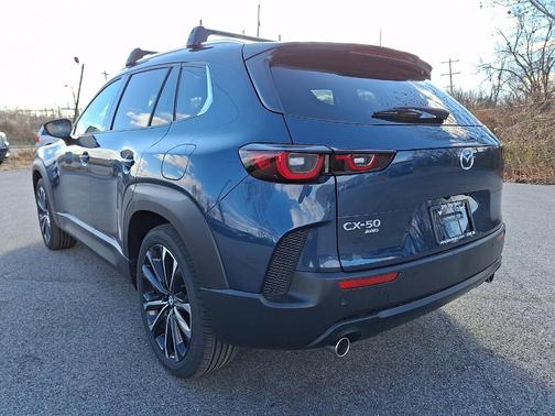 2026 Mazda CX-50 Premium