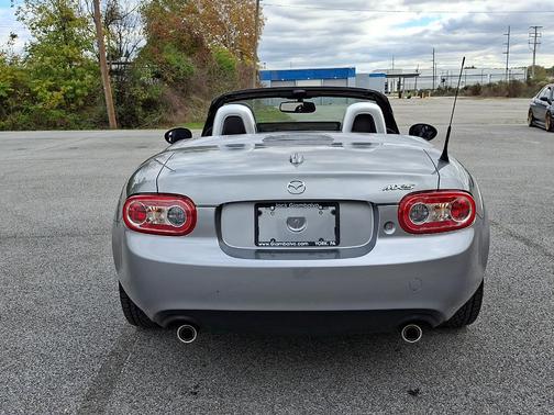 2014 Mazda MX-5 Miata Grand Touring