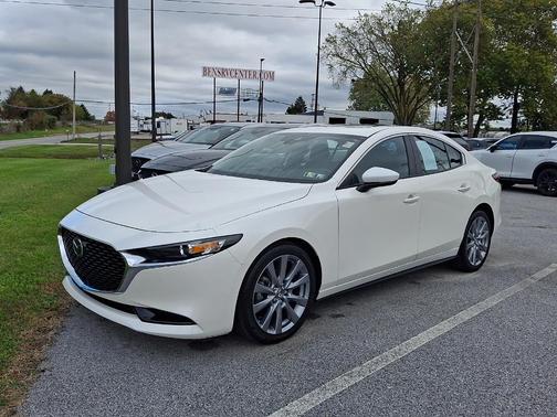 2022 Mazda Mazda3 FWD w/Preferred Package