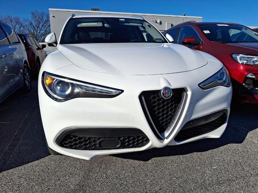 2020 Alfa Romeo Stelvio Base