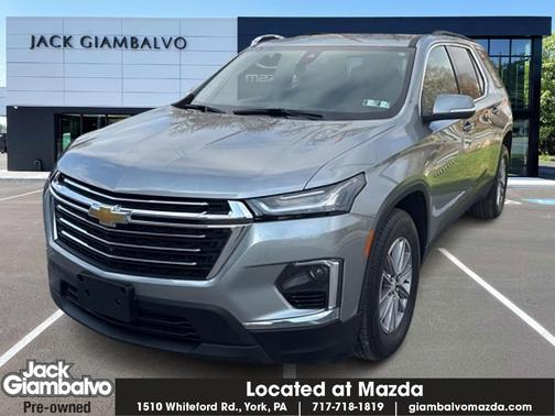 Sterling Gray Metallic 2023 Chevrolet Traverse LT Cloth