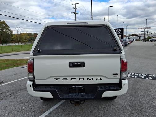 2022 Toyota Tacoma SR5