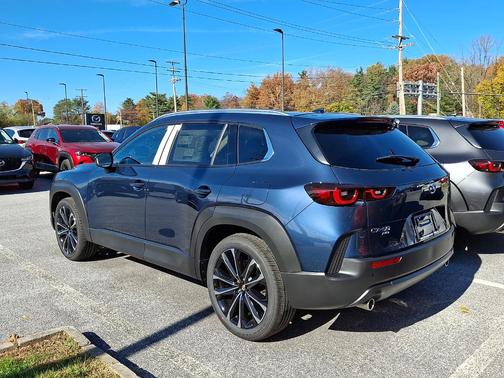 2026 Mazda CX-50 Premium