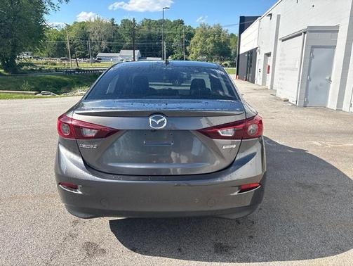 Machine Gray Metallic 2018 Mazda Mazda3 Touring
