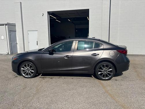 Machine Gray Metallic 2018 Mazda Mazda3 Touring