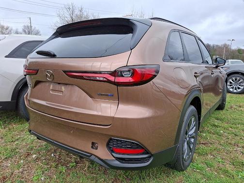 Melting Copper Metallic 2026 Mazda CX-70 SCP