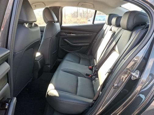 2025 Mazda Mazda3 FWD w/Select Package
