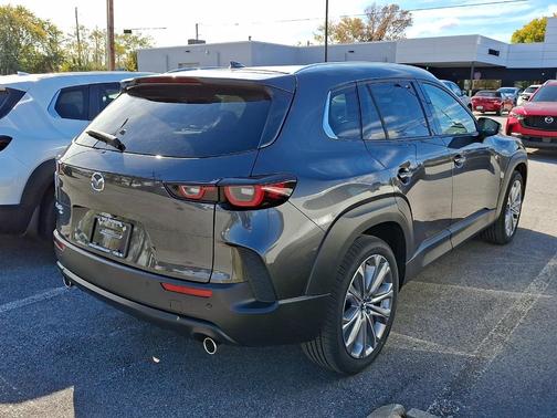 2026 Mazda CX-50 Premium