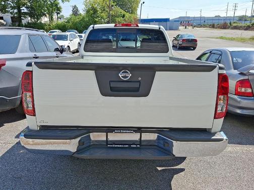 2021 Nissan Frontier SV