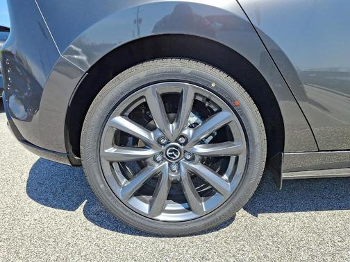 Machine Gray Metallic 2026 Mazda Mazda3 FWD w/Preferred Package