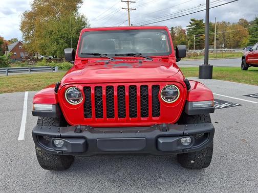 2021 Jeep Gladiator Sport