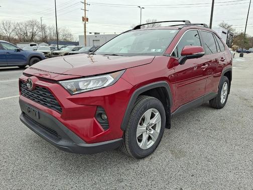 2020 Toyota RAV4 XLE