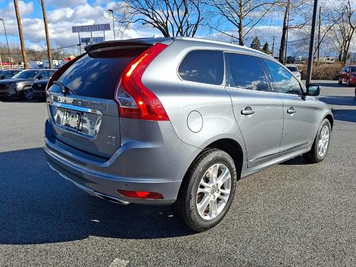2016 Volvo XC60 T5 Premier
