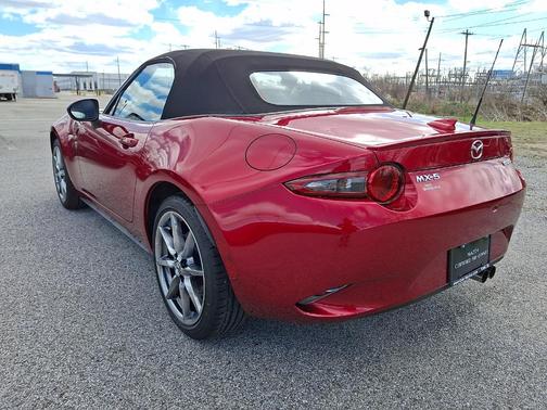 2022 Mazda MX-5 Miata Grand Touring