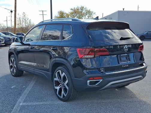 2022 Volkswagen Taos 1.5T SEL