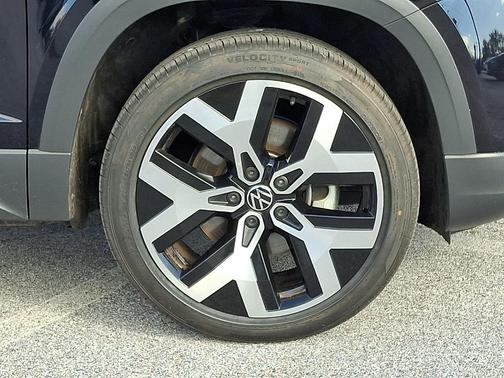 2022 Volkswagen Taos 1.5T SEL
