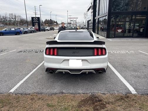 2017 Ford Mustang GT Premium