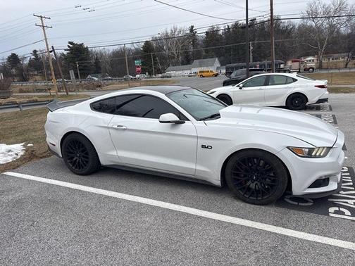 2017 Ford Mustang GT Premium