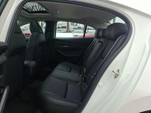 2026 Mazda Mazda3 FWD w/Preferred Package