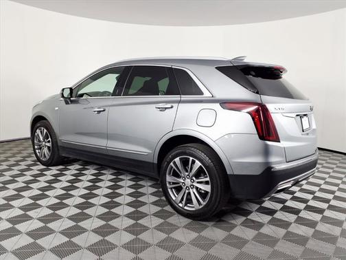 2025 Cadillac XT5 FWD Premium Luxury