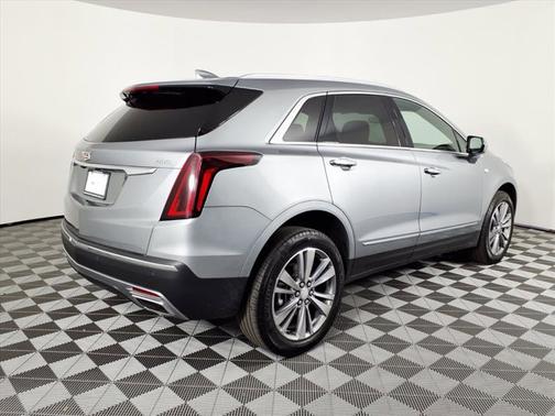2025 Cadillac XT5 FWD Premium Luxury