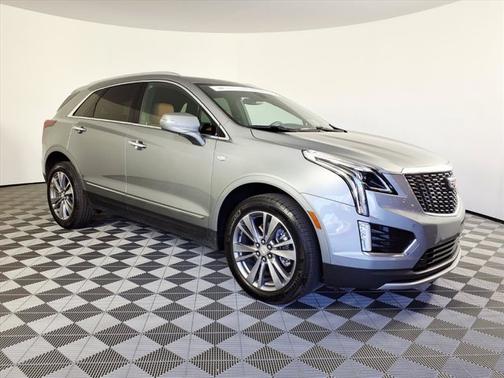 2025 Cadillac XT5 FWD Premium Luxury