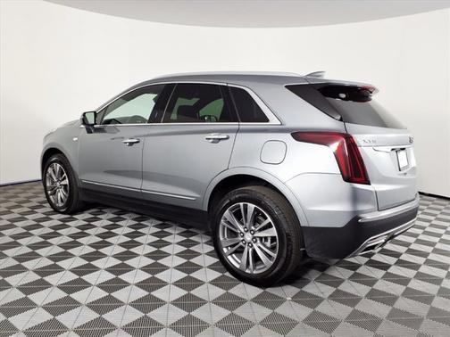 2025 Cadillac XT5 FWD Premium Luxury