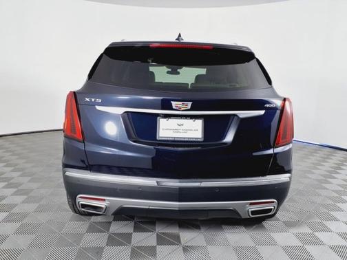 2022 Cadillac XT5 FWD Premium Luxury