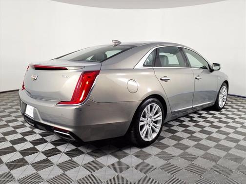 Bronze Dune Metallic 2018 Cadillac XTS Luxury