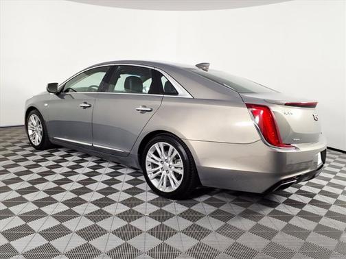 Bronze Dune Metallic 2018 Cadillac XTS Luxury